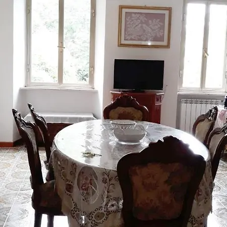 Domus Serafina - Chieti بيت للعطل